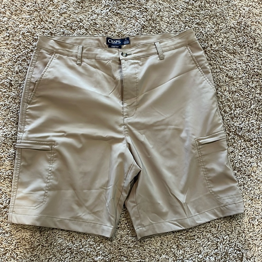Mens Chap khaki shorts